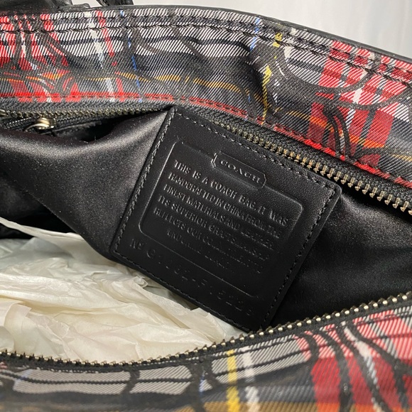 VINTAGE  COACH SOHO PLEATED TARTAN PLAID E/W TOTE - Picture 4 of 7